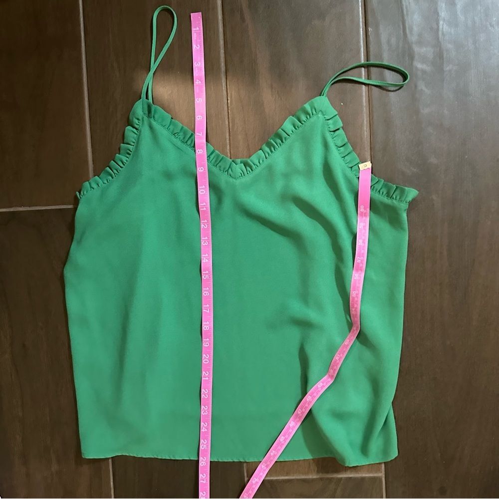 Halogen Green Solid Ruffle Triangle V Neck Adjustable Tank Top Large - Picture 7 of 10